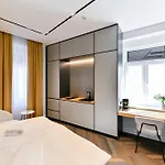 Three Pearls Deluxe & * Zadar