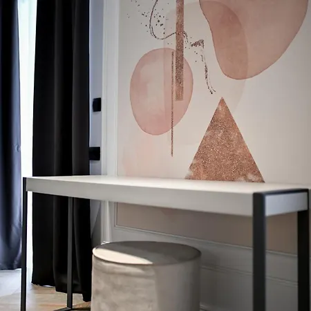 Apartament Three Pearls Deluxe & *
