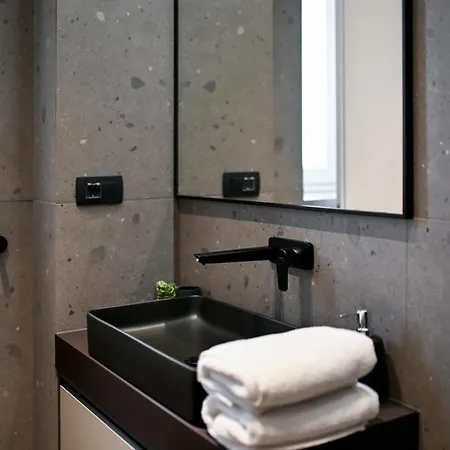 Three Pearls Deluxe Rooms&studios Appartement *