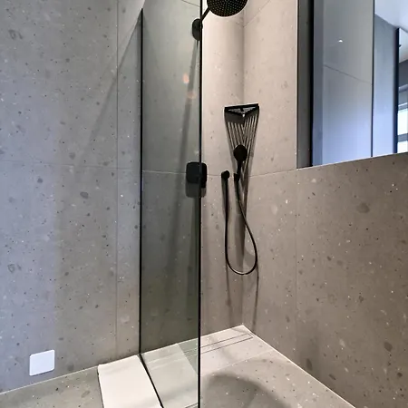 Three Pearls Deluxe & Zadar