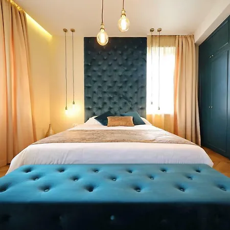 Apartament Three Pearls Deluxe & *