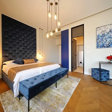 Apartament Three Pearls Deluxe & *