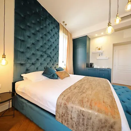 Three Pearls Deluxe Rooms&studios Zadar