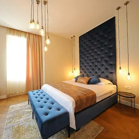 Апартаменты Three Pearls Deluxe &