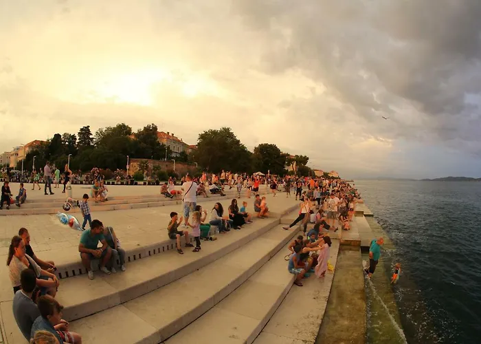 Apartment Three Pearls Deluxe & Zadar