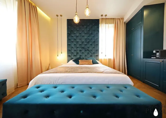 Apartman Three Pearls Deluxe & *