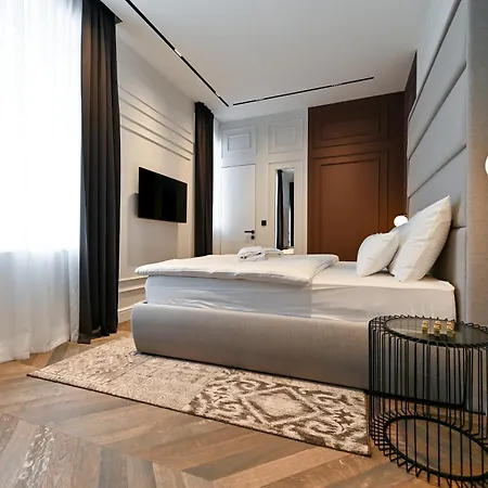 Apartment Three Pearls Deluxe &