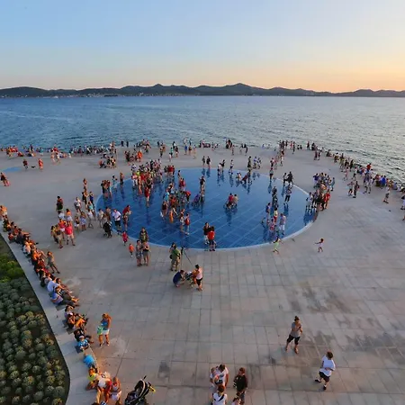 Apartment Three Pearls Deluxe & Zadar