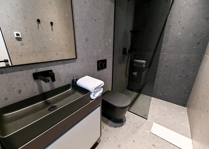 Three Pearls Deluxe & * Zadar