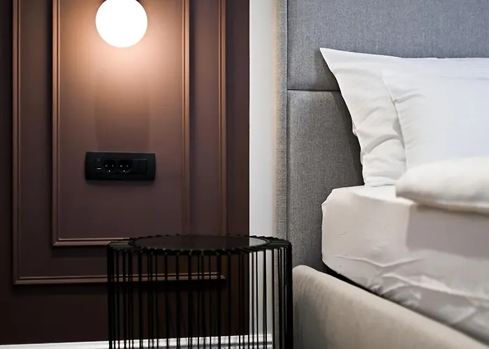 Three Pearls Deluxe & * זאדאר