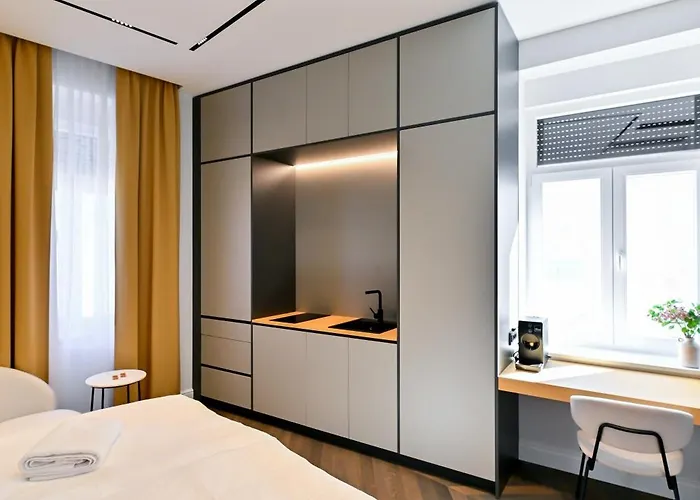 Three Pearls Deluxe & * Zadar